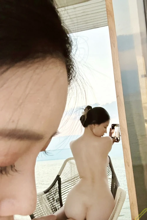 430004.webp