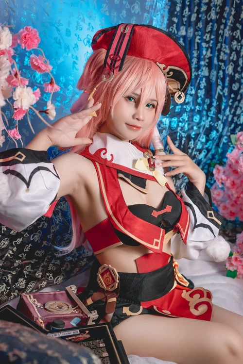 20_Pyoncos_cosplay_Yanfei_Genshin_Impact_5.webp