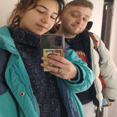 31815393.jpg